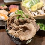 和牛すき焼きしゃぶしゃぶSakura - 