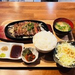 炭火焼さがんもん - 佐賀牛サーロインステーキ定食