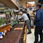 げんき亭 - 店内のカウンター席