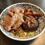 和田金 - 野菜とセットの肉