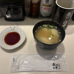 寿司 魚がし日本一 新橋駅前店 - お味噌汁