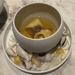 Artisan - じっくりコトコト煮込んだコンソメスープ