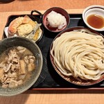 久兵衛屋 - 料理写真:肉つけ汁うどん大盛 野菜天ぷら5種盛り みぞれ付き♪