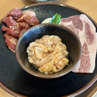 焼肉処 まるます家_0