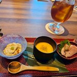 鉄板和食とワイン 萬鉄 - 