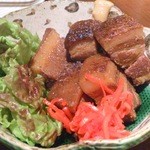 垣花家 - ラフテー