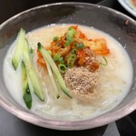 焼肉 ここから - 豆乳胡麻冷麺（ハーフ）