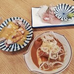 晩杯屋 - 料理写真:ヤリイカ酢味噌和え、煮込み、ホウボウ刺身