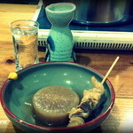 Tachinomi Sakedokoro Kotou - 冬はやっぱり熱燗とおでん。熱燗はレンジでチン。