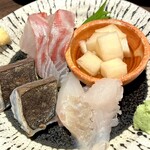 立ち呑み ソメアカ - 刺し盛らず