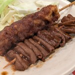串かつ 玉家 - 串かつ みそ 130円 , どて 130円