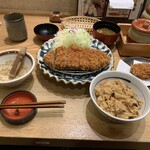 厚切りとんかつ よし平 キーノ和歌山店 - 