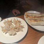 トマト餃子房 - トマト餃子、餃子棒