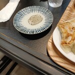 ど鉄板 なべきん 柳ヶ瀬 - お酢と胡椒で戴きました