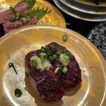 廻鮮寿司処 タフ - くじら