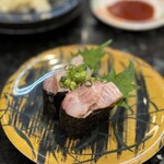 廻鮮寿司処 タフ - 白身のカワハギ肝あえ