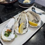 廻鮮寿司処 タフ - 岩牡蠣