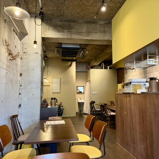 洋食とカフェ きいろのスプーン_2