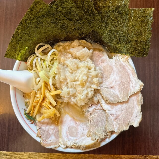 質の高い『ケンちゃんラーメン』インスパですが身入りの無料トッピで