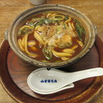山本屋本店 - 【味噌煮込みうどん　１２１０円】