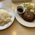 ジョイフル - 料理写真:日替りランチ(月曜:ハンバーグ&ひとくちチキン南蛮)