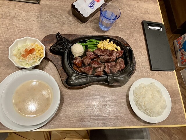 ステーキハウス88 那覇空港店 - 那覇空港/ステーキ | 食べログ