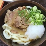 Gambatei - 「肉ぶっかけうどん小(500円)」。味付けは好きかも〜