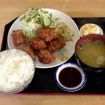 Kicchin Suzuya - ザンギ定食（730円）