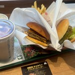 モスバーガー うめきたグリーンプレイス店 - 