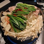 博多串焼きよかろうもん - こーすの牛もつ鍋（醤油）