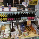 道の駅 いずみ山愛の里 - 上の段は、地ビールのコーナー(//∇//)