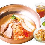 安楽亭 - 【焼かないランチ】冷麺ランチセット
