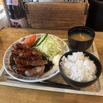 烏森絶メシ食堂 - 