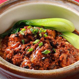 美味至極！牡蠣麻婆料理！這裡獨一無二的中華美食，千萬不要錯過！