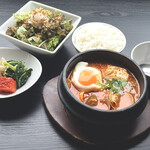 焼肉チャンピオン - 料理写真:平日限定スンドゥブ御膳