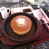 ハッピーデイズ カフェ - ふわふわ厚焼きパンケーキ700円