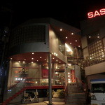 Sasaichi - 立派な建物。上の階では団体さんが居はりました。