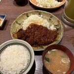 名古屋名物 みそかつ 矢場とん - 