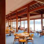 eXcafe吉崎鳳凰閣 - 店内はとても広々していて寛げます