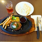 ロイヤルホスト - 