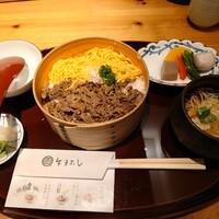 すき焼きと牛まぶし ももしき - 