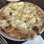 トラットリア エ ピッツェリア アミーチ - 