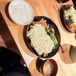 炭火焼・辛麺 とんぱち - 