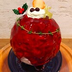京かき氷 つみき - 氷を絡めて食べると、グラサージュされたカシスシロップは、甘酸っぱい〜!!( ^o^)ﾉ