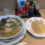 ラーメン小金太 - チャーラーセット
