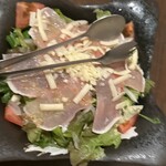 完全個室居酒屋 結び屋 - 生ハムと北海道リコッタチーズのサラダ