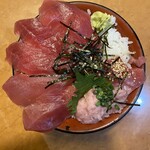 埼玉漁港 海鮮食堂 そうま水産 - 魚がしマグロ丼　税込1738円
