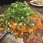 杏庵 - 肉そば　トッピング　ねぎ　大葉　チーズ　イカ天　