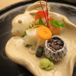 伊勢海老と剣先いかに自家製いくらの醤油漬け