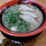 長浜らーめん とん平 - ラーメン
